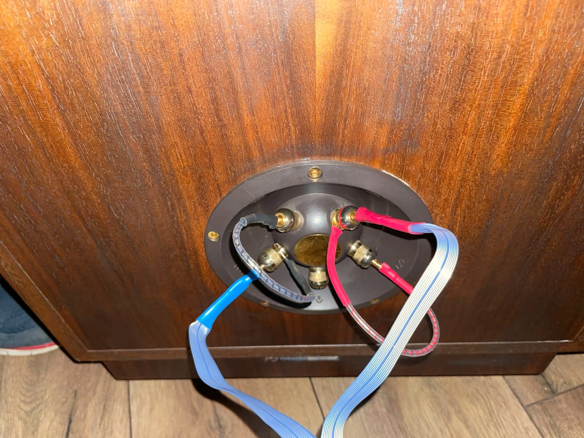 Accuphase integrált erősítő teljes felújítás